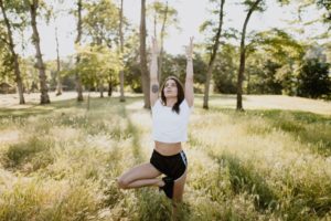 yoga à tours avec yogside ulrike photographe professionnelle à tours
