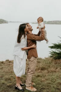 Photographe de famille à Vannes pour une séance photo en extérieur